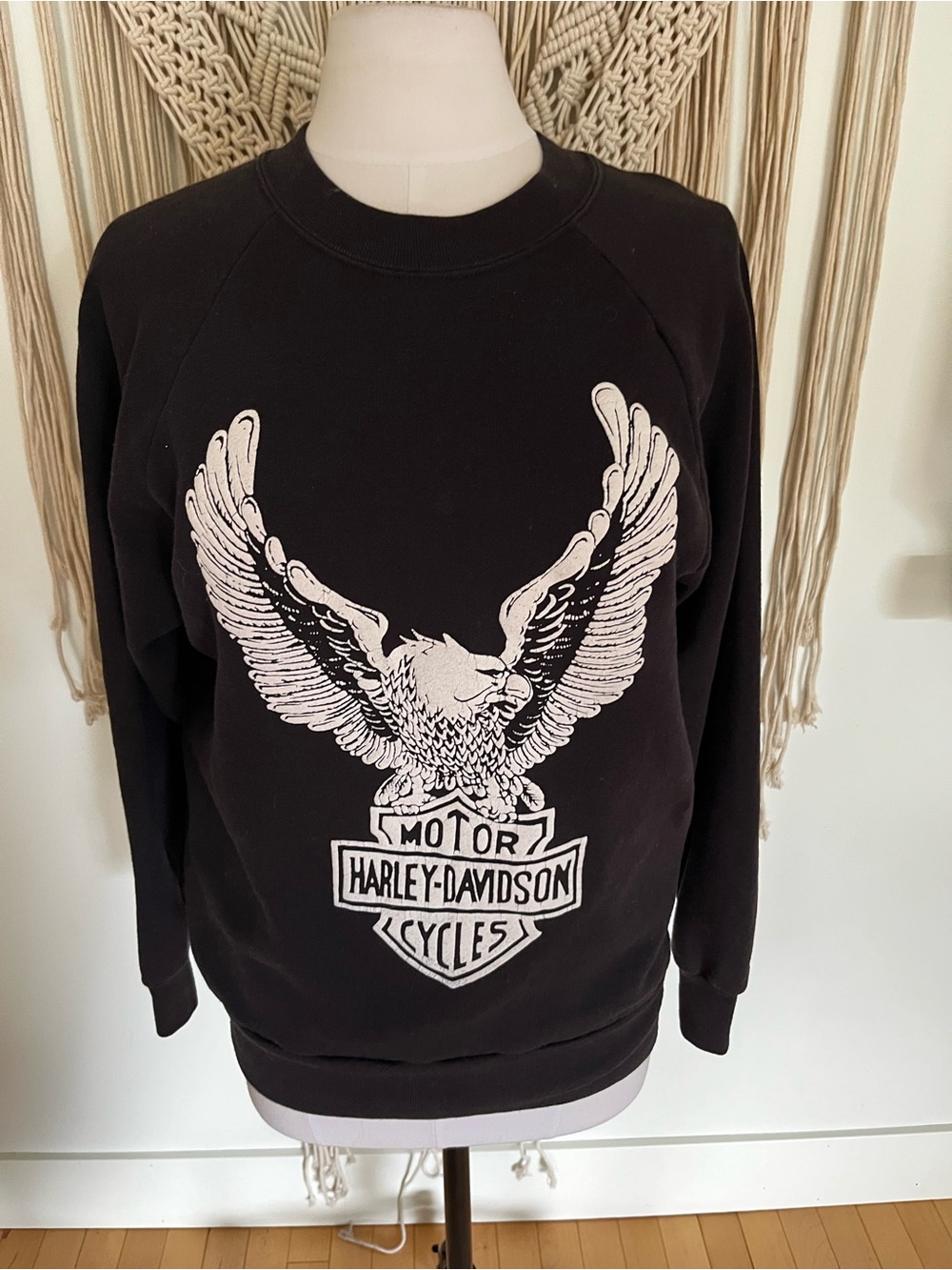 Harley-Davidson Black Crewneck Sweatshirt with White Eagle Graphic